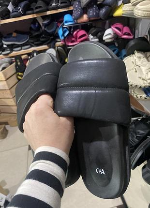 C&aшльопанці