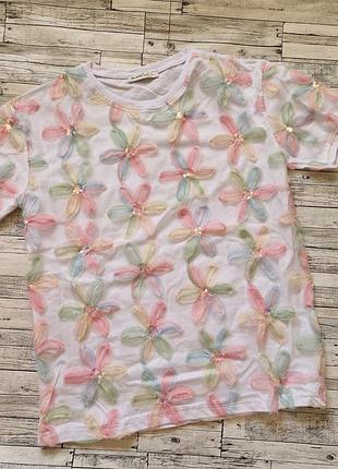 Футболка нарядная праздничная объемные цветы