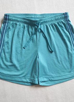 Шорты спортивные