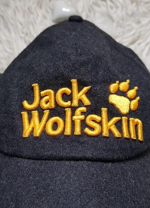 Классная фирменная кепка/бейсболка jack wolfskin! 50%шерсть