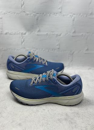 Спортивні бігові кросівки brooks