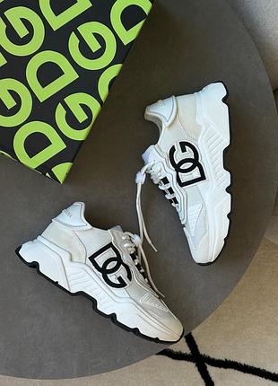 Женские брендовые кроссовки white/black