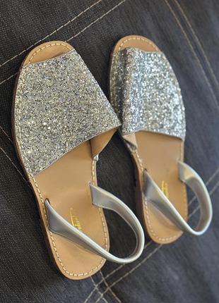 Сандалии босоножки новые размер 39