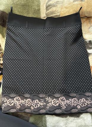 Жіноча спідниця