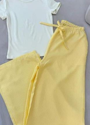 Комтюм з штанами