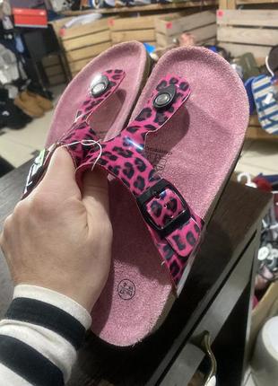 Esmara щльопанці