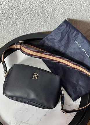 Сумка tommy hilfiger