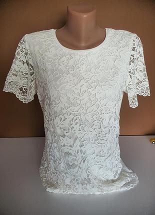 Нарядная кружевная футболка