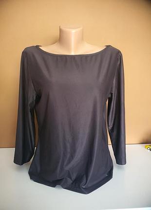 Черный лонг в спортивном стиле