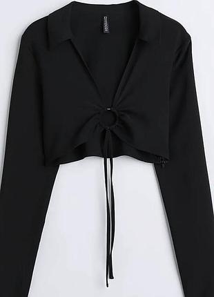 Вкорочений топ з довгим рукавом