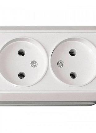 Розетка подвійна без заземлення накладна біла тм 220