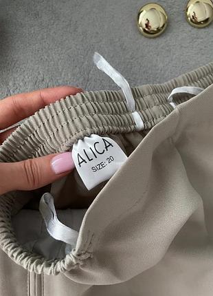 Брюки бежеві 2