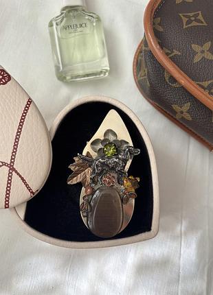 Вінтажна брошка