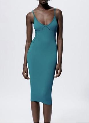 Красива міді сукня в рубчик zara