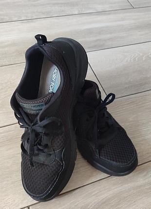Кросівки чоловічі skechers