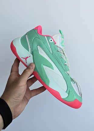 Шкіряні кросівки nike air jordan luka 2
mint green pink