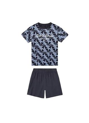 Домашній костюм , піжама