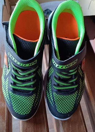 Кроссовки skechers