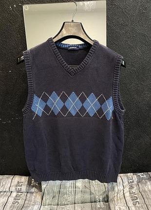 Жилетка з узором ромбами  тепла в'язага