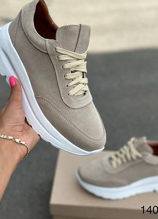 Кроcівки жіночі натуральна замша