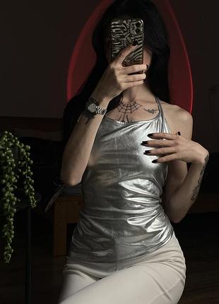 Срібний топ