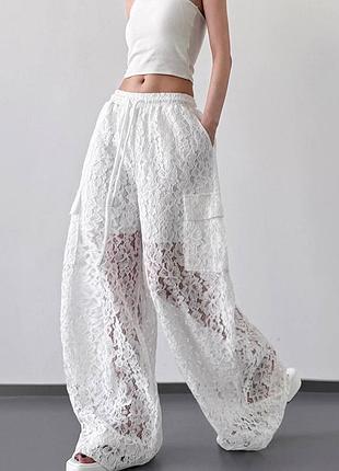 Стильные привлекательные трендовые современные легкие женские брюки оверсайз из гипюра