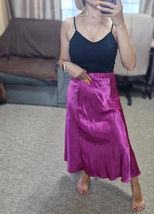 Атласная длинная юбка