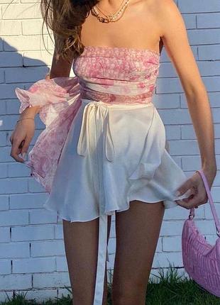 Жіноча спідниця