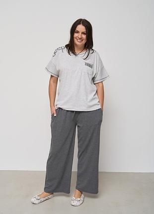 Комплект жіночий зі штанами-палаццо і футболкою - в рубчик - батал