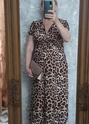 Летнее платье элегантное, модель 2024-2025.
 сукня нова.