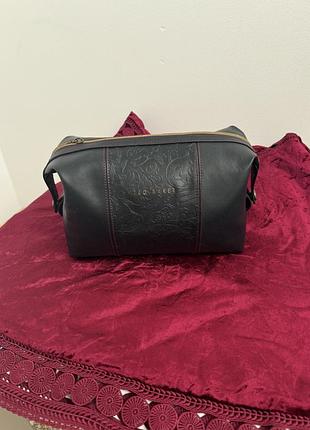 Велика шкіряна косметичка ted baker