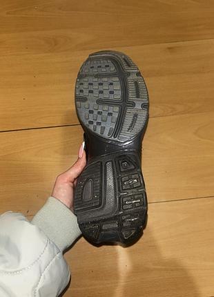 Кросівки жіночі nike flyknit 1 team red cross blue background card gore-tex black iron grey7 фото