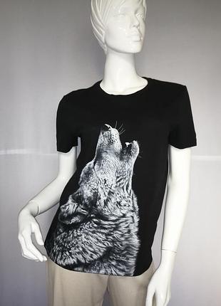 Футболка з вовком