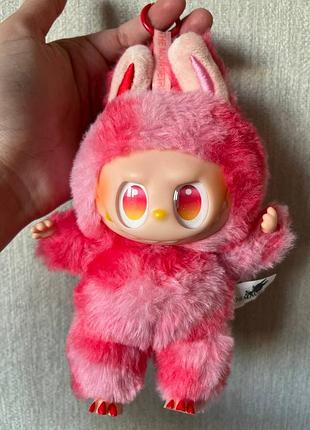 Лабубу игрушка красная без коробки брелок монстр the monsrets labubu сезон 3 поколения