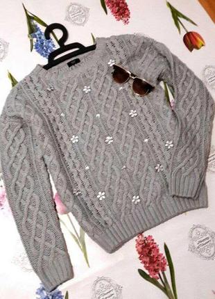 Стильный серый свитер джемпер оверсайз декорирован камнями от f&f8 фото