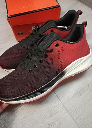 Кроссовки мужские новые