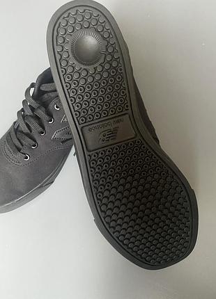 Кеди new balance