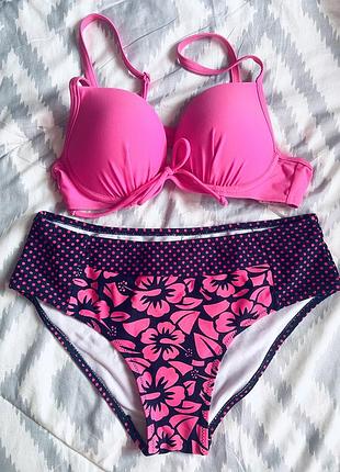 Рожевий роздільний купальник з пуш-ап
