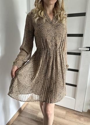 Сукня , плаття