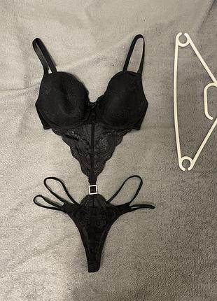 Боді, чорного кольору