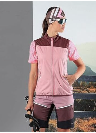Крутий, спортивний жилет softshell, італійського бренда campagnolo extralight. м