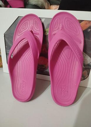 Женские въетнамки crocs