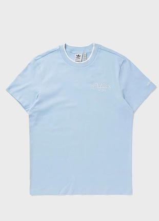 Блакитна футболка adidas