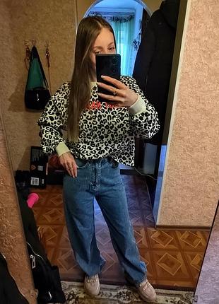Джинси stradivarius