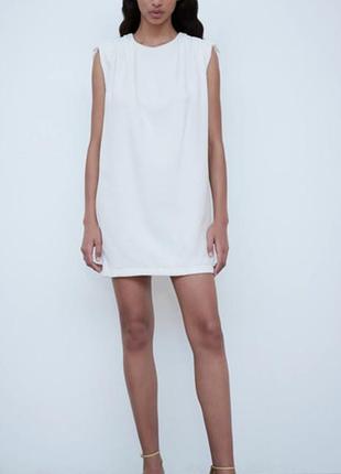 Zara платье размер s -xs