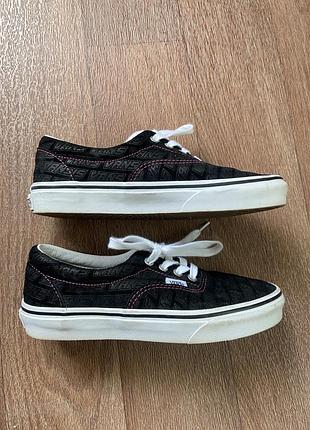 Кеди жіночі vans era