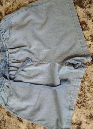 Легенькі літні джинсові шорти