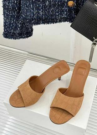 Мюлі босоніжки