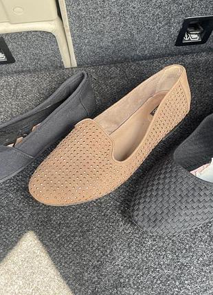 Мокасини, балетки, туфлі жіночі