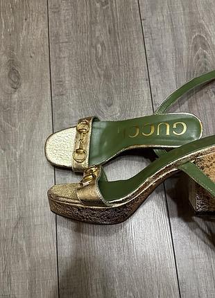 Gucci сандалии на подъеме оригинал